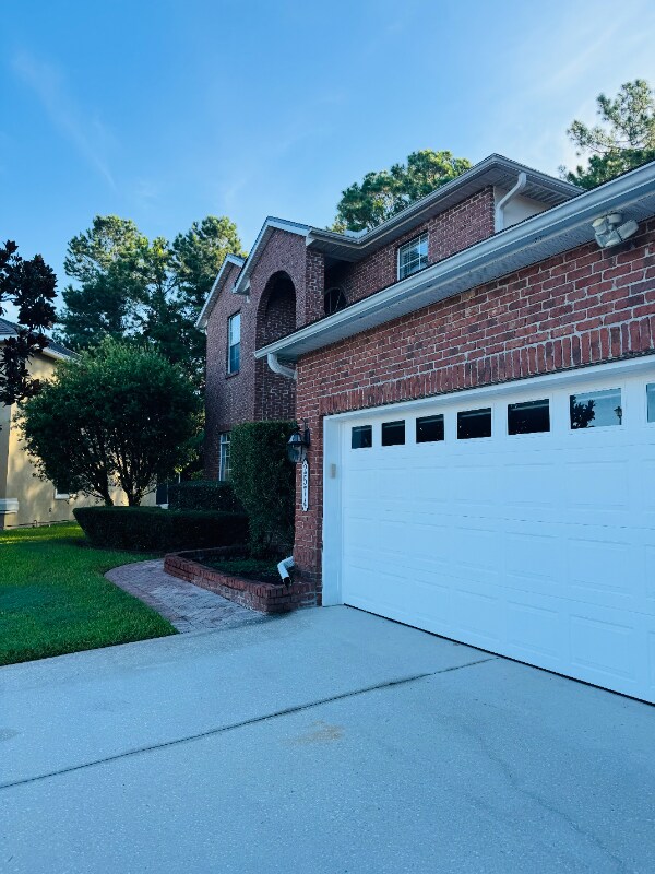 Foto del edificio - 2574 Whispering Pines Dr
