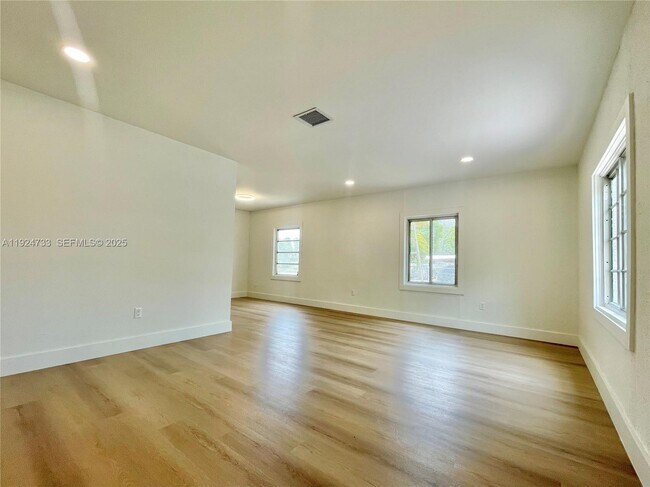 Building Photo - 12260 NW 8th Ave