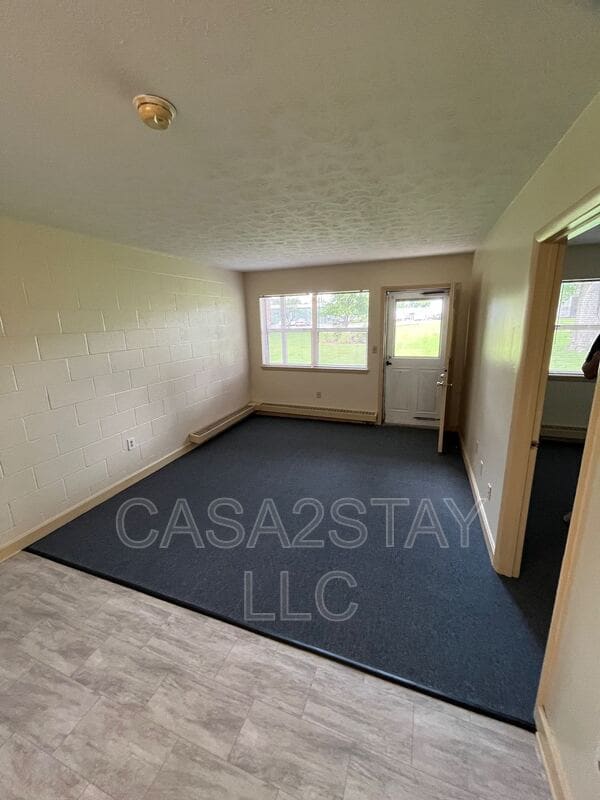 Building Photo - 2105 St Johns Pl