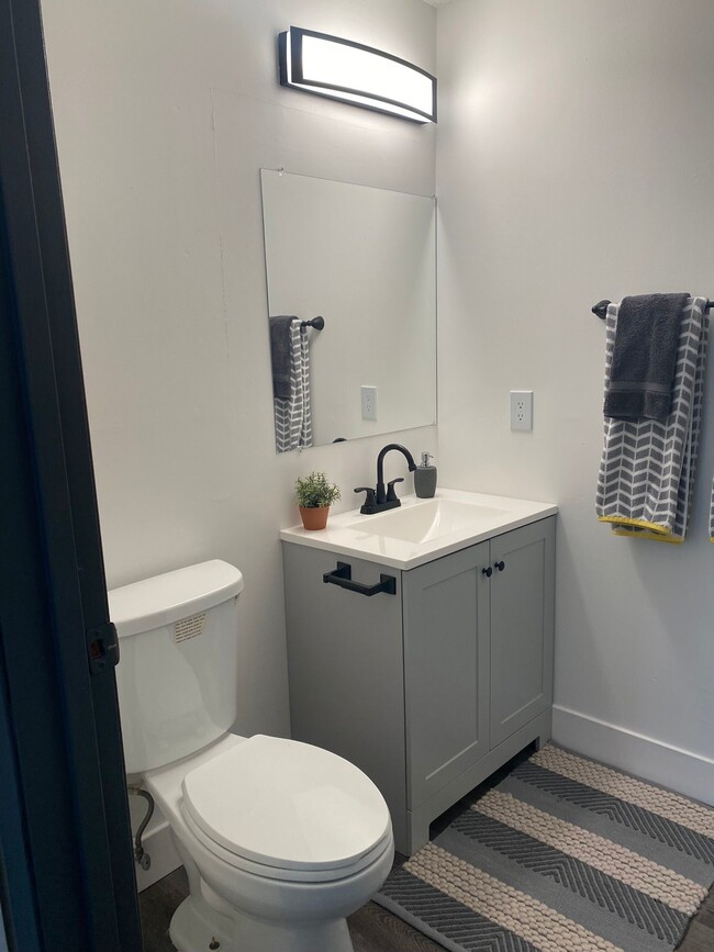Bathroom | Talus Apartments - Talus Apartment Homes