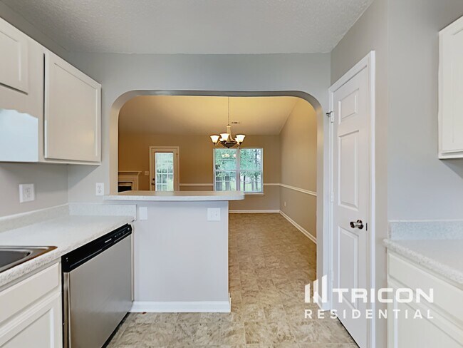 Foto del edificio - 1026 Summit Hills Dr