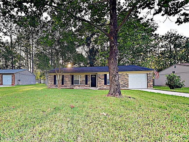 Building Photo - 1683 Donna Dr