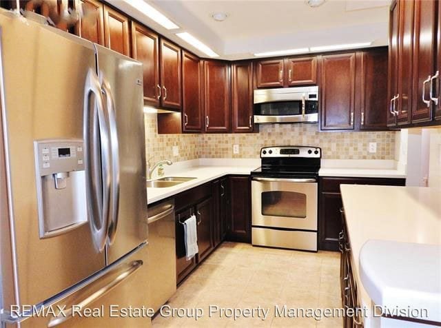 Foto del edificio - 14505 Club Villa Dr