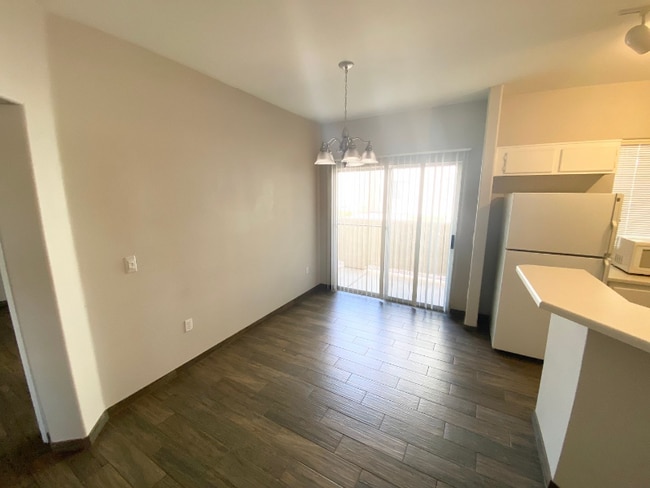 Foto del edificio - 1881 W Alexander Rd