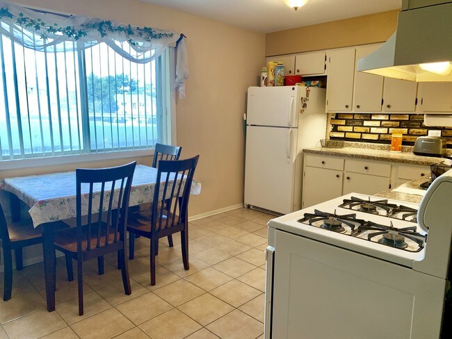 Foto del edificio - 215 Hale St