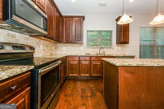 Building Photo - 9865 Musket Ridge Cir