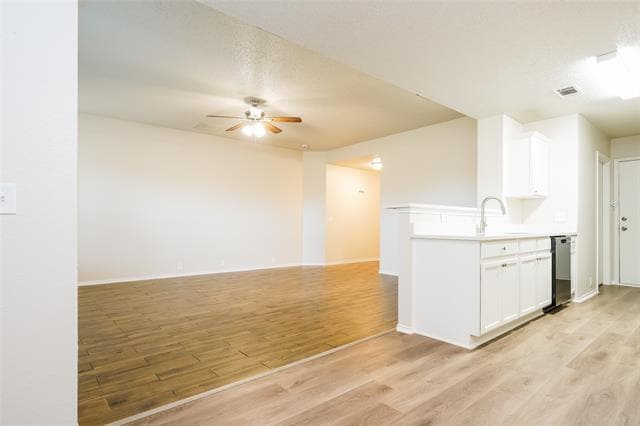 Building Photo - 111 Oakhurst Dr