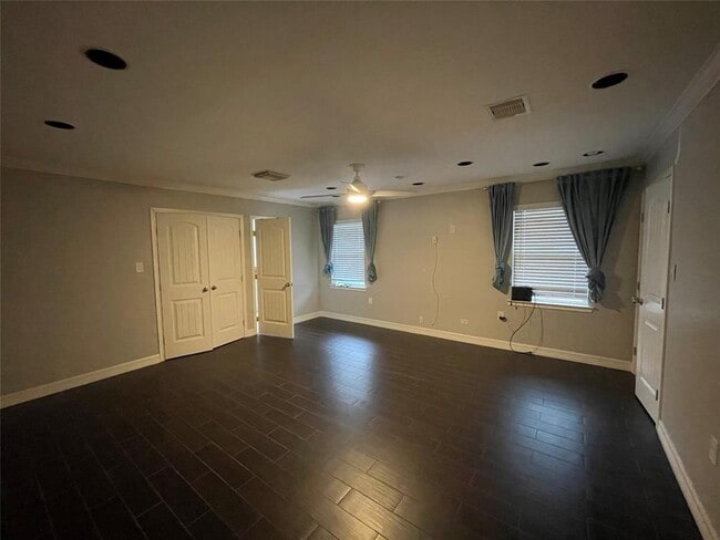 Building Photo - 4955 Braesheather Dr