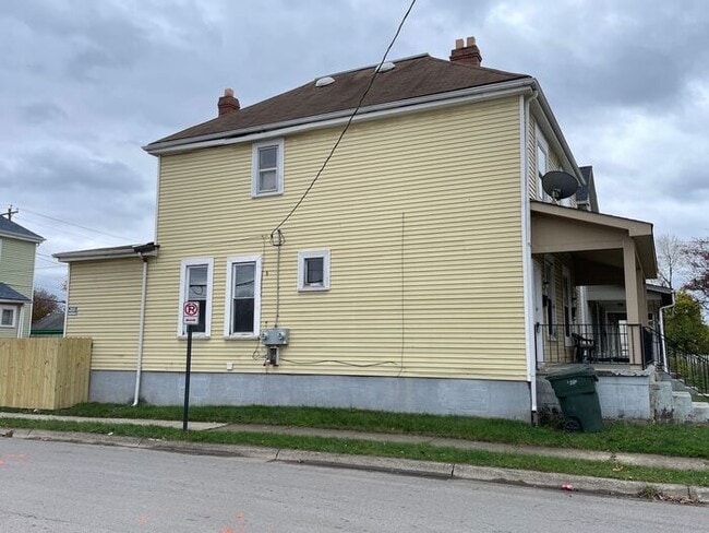 Building Photo - 100 N Central Ave