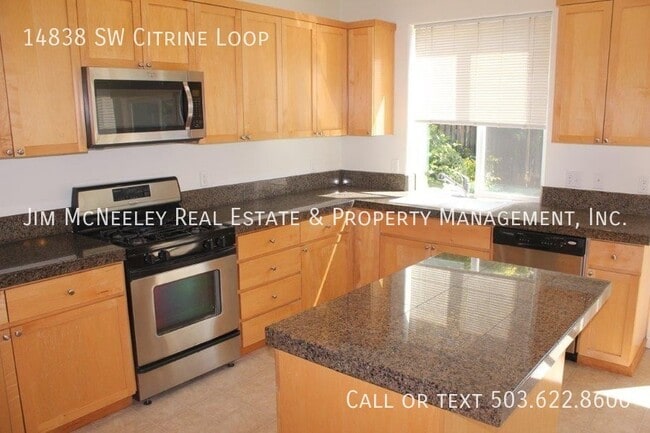 Building Photo - Available Now! Gorgeous Sexton Mountain Ho...