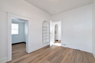 Building Photo - 2340 Eccles Ave