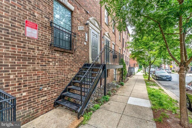Foto del edificio - 2123 Young St SE