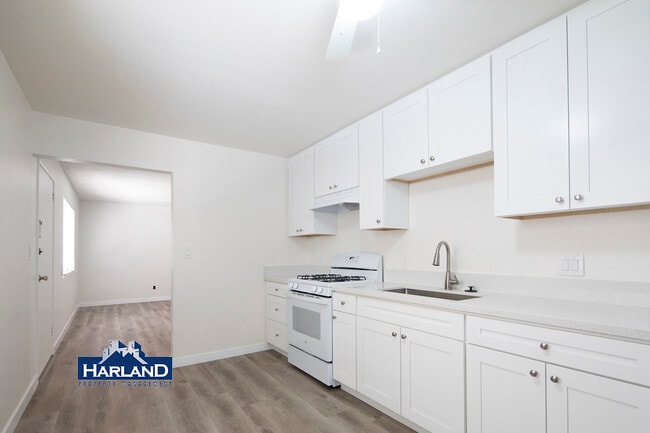 Foto del edificio - 1031 B Ave