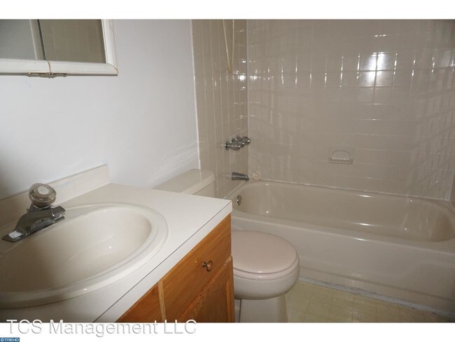 Building Photo - 108 Carlton Ct