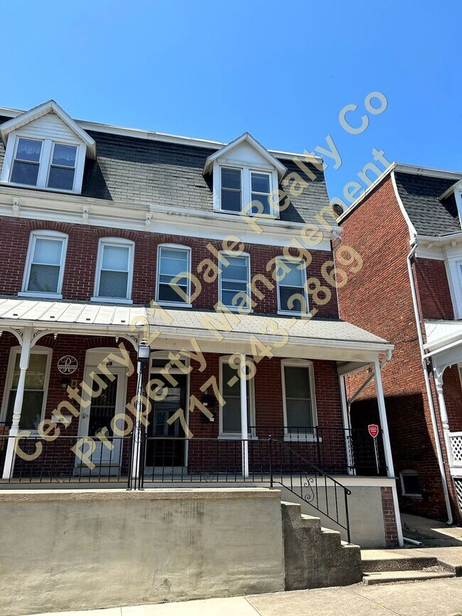Building Photo - Latimer Street 816