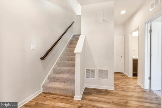 Building Photo - 5892 Bella Marie Wy