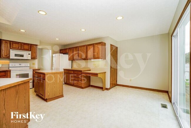 Building Photo - 5741 Cypress Hollow Ct