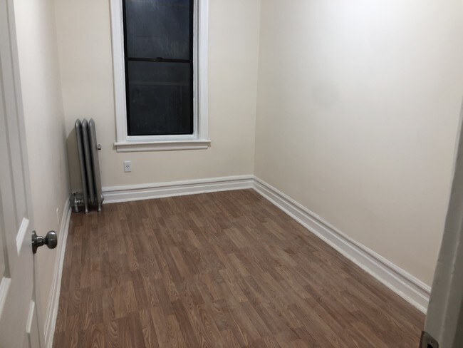 Foto del edificio - 321 96th St