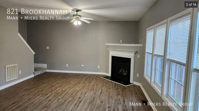 Foto del edificio - 821 Brookhannah Ct