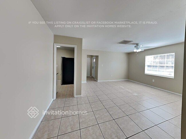 Building Photo - 5335 Laurelwood Pl