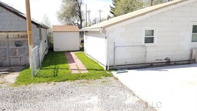 Foto del edificio - 1 br, 1 bath House - 618.5 N Broadway