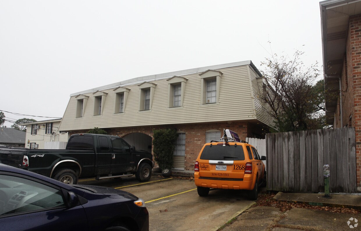 Primary Photo - 1354 Lake Ave