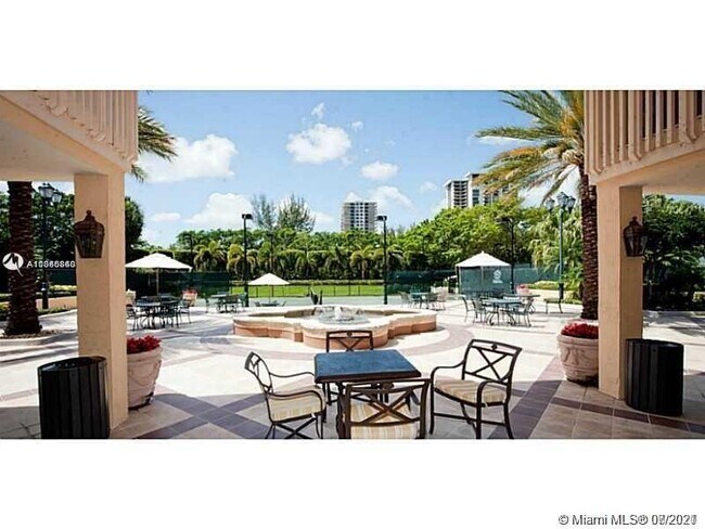 Foto del edificio - 2000 Island Blvd