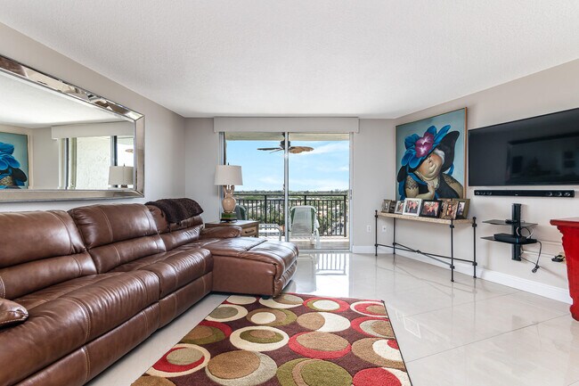 Foto del edificio - 3912 S Ocean Blvd