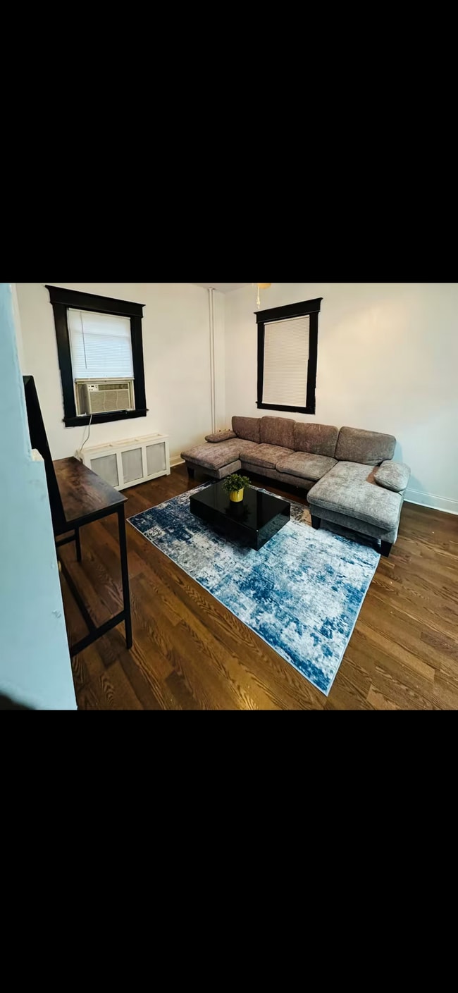Foto del edificio - 281 Mercer St