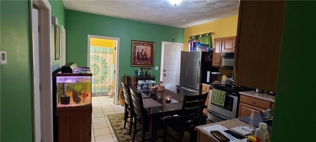 Cocina y comedor - 71 Mount Pleasant Ave