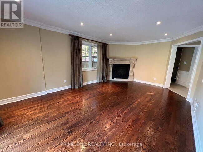 Building Photo - 4493 Badminton Dr