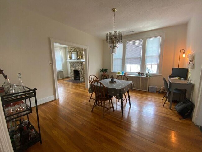 Foto del edificio - 3506 Hermitage Rd