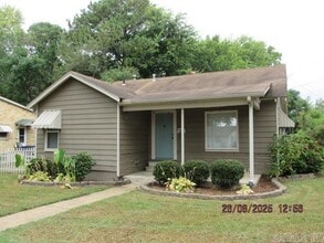 Building Photo - 1039 Faulkner St