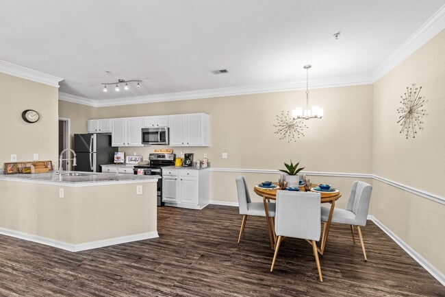 Photo - Reserve at Long Point Apartments