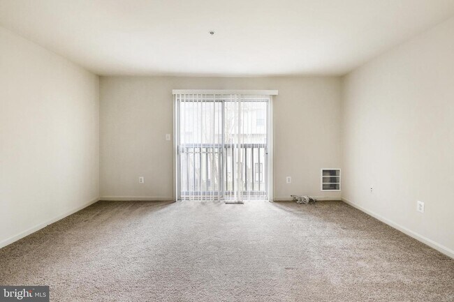 Foto del edificio - 13807 Bentwaters Dr