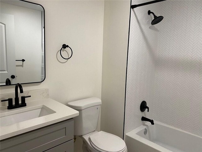 Foto del edificio - 3426 Harrison Rd