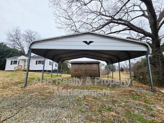 Foto del edificio - 1028 E Hanover Rd