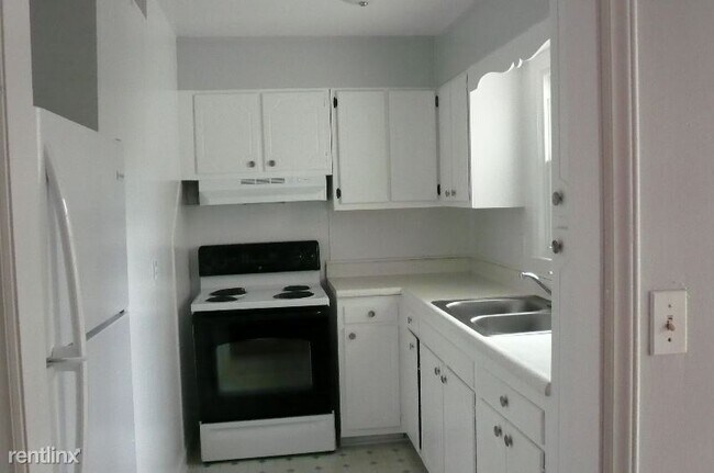 Foto del edificio - 916 McAlway Rd