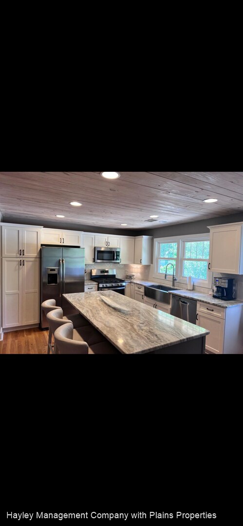Building Photo - 5 br, 3.5 bath House - 118 Cecil Lane
