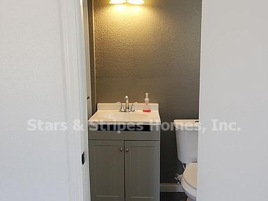 Building Photo - sweet homes to rent