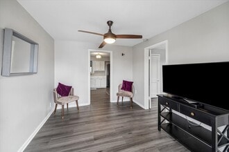 Building Photo - 7837 Dayton St