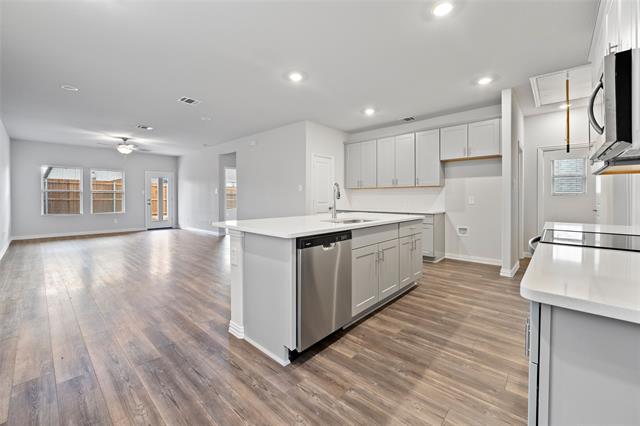 Building Photo - 3307 Celestial Ln