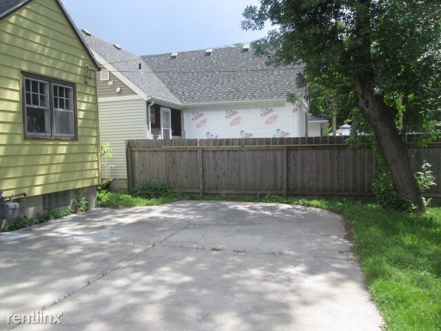 Building Photo - 3 br, 2 bath House - 1406 S 10th St