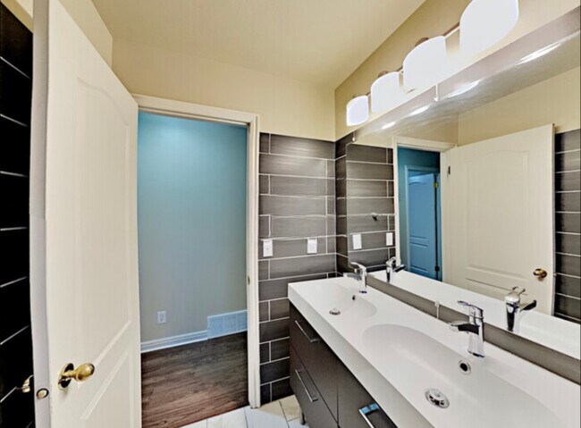 Building Photo - 5734 S 5630 W