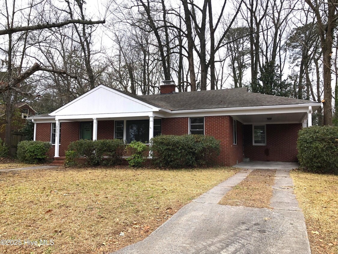 Foto principal - 2301 Jefferson Dr