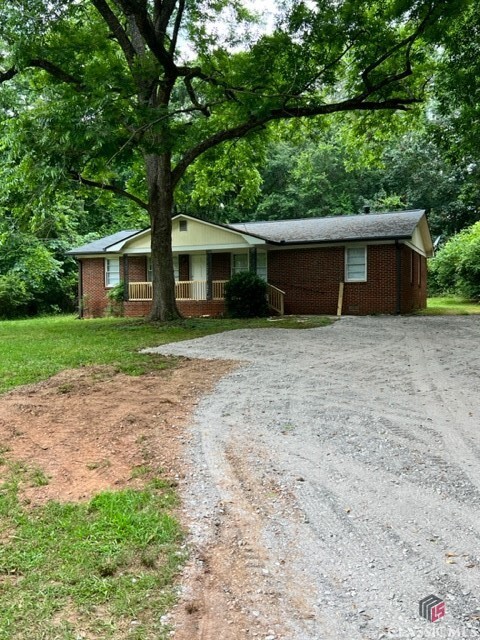 Building Photo - 2252 S Milledge Ave