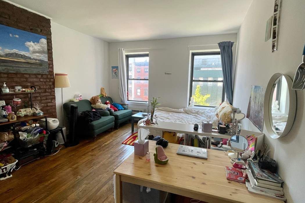 317 E 14th St Unit 3A, New York, NY 10003 Room for Rent in New York