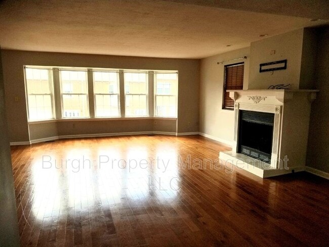 Building Photo - 801 Wingate Dr
