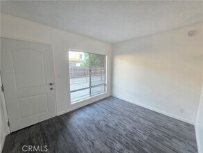 Building Photo - 6018 Hazelhurst Pl