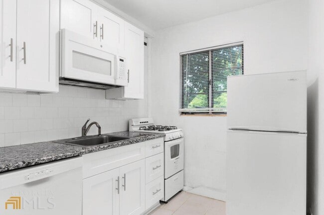 Building Photo - 43 25th St NW